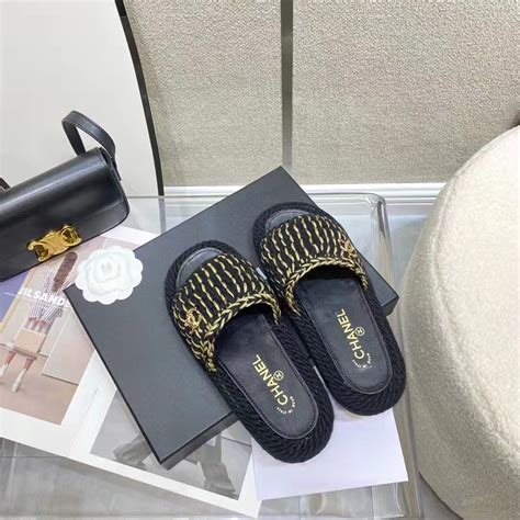 chanel slippers heren|new chanel sandals 2020.